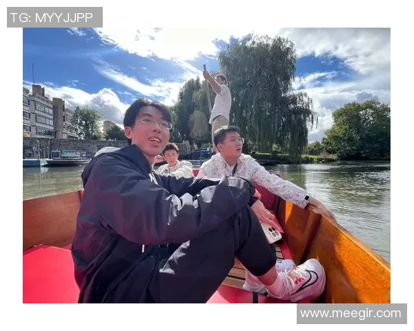 深度对话吴静揭秘和平精英背后的成长与挑战人生旅程 深度对话吴静揭秘和平精英背后的成长与挑战人生旅程